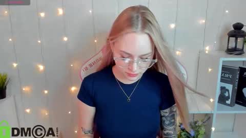 Alice online show from 11/14/25, 10:18