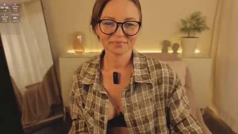 Snapshot of alice_eva chatting on 09/10/25, 11:21 alice_eva online show from 09/10/25, 11:21