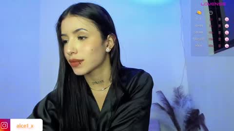 Manuela online show from 01/16/25, 01:04