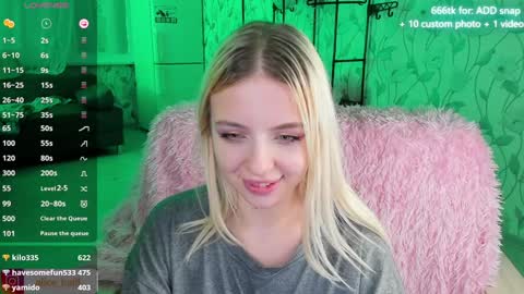alice_halle online show from 12/09/24, 11:56
