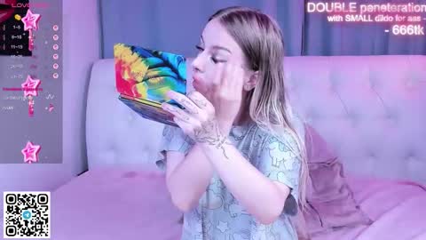 alice_halle online show from 11/07/25, 12:43