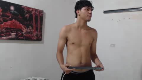 Snapshot of alice_julls chatting on 10/12/25, 07:57 alice online show from 10/12/25, 07:57