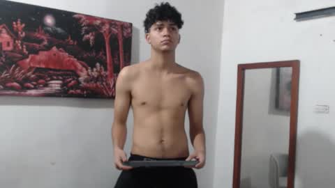 Snapshot of alice_julls chatting on 10/20/25, 04:57 alice online show from 10/20/25, 04:57