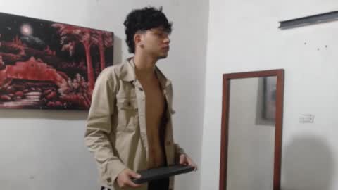 Snapshot of alice_julls chatting on 10/26/25, 08:48 alice online show from 10/26/25, 08:48