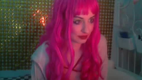 alice_lemon_new online show from 10/19/25, 08:42
