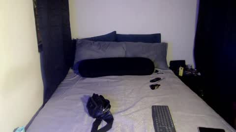 alice_m00nn online show from 05/19/26, 07:47