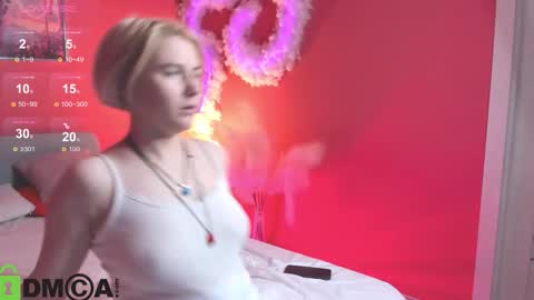 alice_maurik online show from 10/26/25, 11:49