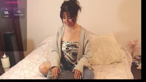 Alice online show from 11/19/25, 03:12