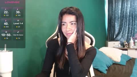 Snapshot of alice_middle01 chatting on 03/16/26, 04:11 Alice online show from 03/16/26, 04:11