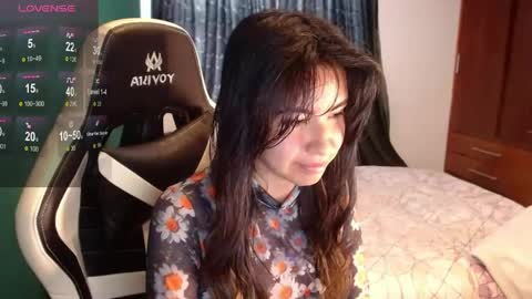 Snapshot of alice_middle01 chatting on 05/25/26, 03:18 Alice online show from 05/25/26, 03:18