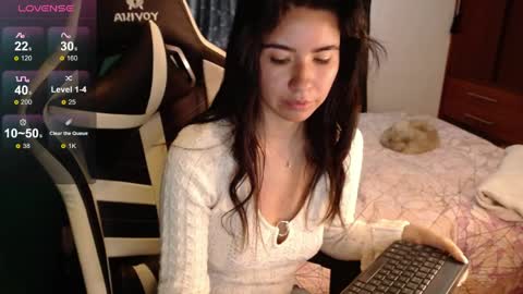 Snapshot of alice_middle01 chatting on 05/28/26, 06:38 Alice online show from 05/28/26, 06:38