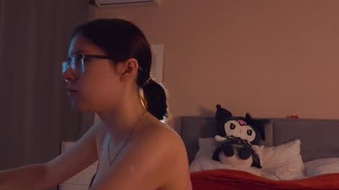 Snapshot of alice_miiiller chatting on 09/19/25, 02:35 Alice online show from 09/19/25, 02:35