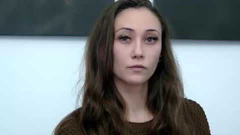 Snapshot of alice_munro chatting on 11/12/25, 05:02 AliceMunro online show from 11/12/25, 05:02