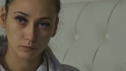 Snapshot of alice_munro chatting on 11/21/25, 07:23 AliceMunro online show from 11/21/25, 07:23