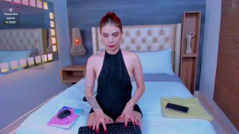 ALY    MI HORARIO MORNINGS FROM 700 AM TO 200 PM online show from 09/11/25, 03:17