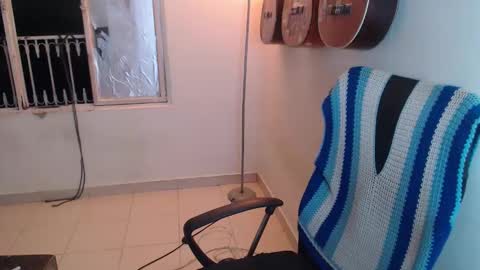 Snapshot of alice_psilocybe_sabina420 chatting on 11/15/25, 05:38 Alicia Aldara online show from 11/15/25, 05:38