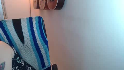 Snapshot of alice_psilocybe_sabina420 chatting on 11/21/25, 03:49 Alicia Aldara online show from 11/21/25, 03:49