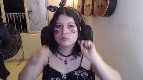 Snapshot of alice_psilocybe_sabina420 chatting on 11/27/25, 04:25 Alicia Aldara online show from 11/27/25, 04:25