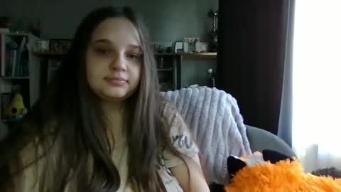 Snapshot of alice_shy14 chatting on 10/26/25, 05:46 Cristal online show from 10/26/25, 05:46