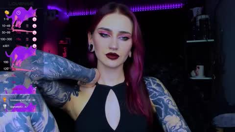 Snapshot of alice_specter chatting on 10/18/25, 06:41 Alice online show from 10/18/25, 06:41