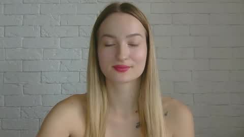 Alice online show from 10/19/25, 02:18