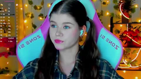 Alice online show from 11/22/25, 05:34