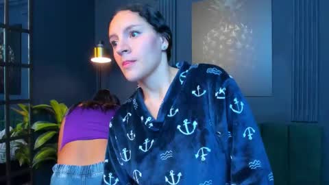 Alice and Asia online show from 09/29/25, 12:10