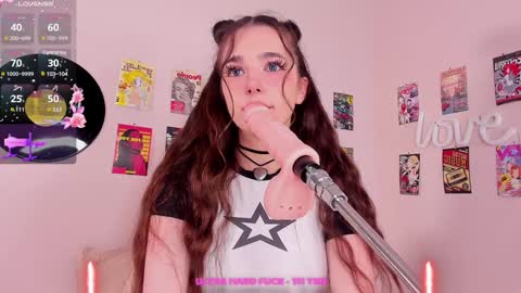 Snapshot of alicebonam chatting on 12/19/24, 07:18 Alice online show from 12/19/24, 07:18