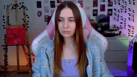 Snapshot of alicecharmy chatting on 09/18/25, 12:51 alicecharmy online show from 09/18/25, 12:51