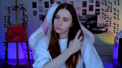 Snapshot of alicecharmy chatting on 10/18/25, 05:32 alicecharmy online show from 10/18/25, 05:32