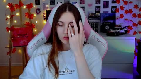 Snapshot of alicecharmy chatting on 11/28/25, 07:11 alicecharmy online show from 11/28/25, 07:11