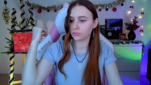 Snapshot of alicecharmy chatting on 12/15/25, 10:52 alicecharmy online show from 12/15/25, 10:52