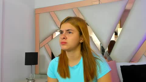 Snapshot of alicecruuz chatting on 05/26/26, 12:01 AliceCruz online show from 05/26/26, 12:01