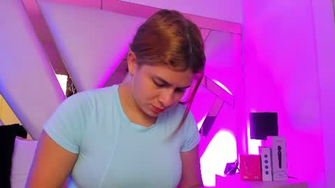 AliceCruz online show from 07/06/26, 12:02