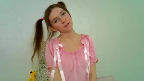 Snapshot of alicecutest chatting on 11/28/25, 08:50 Alice online show from 11/28/25, 08:50