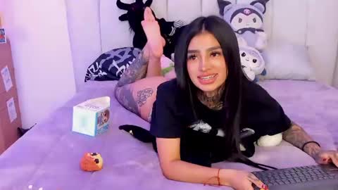 Alice  online show from 06/11/26, 02:11