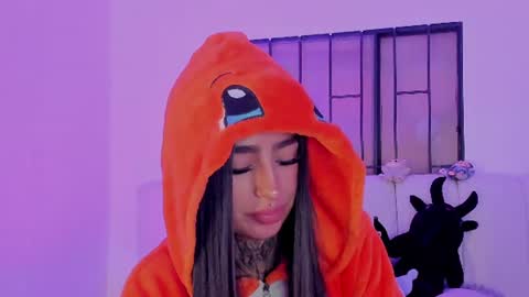 Alice  online show from 08/03/26, 08:23