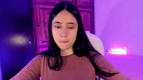 Aliceee  ..   97YP9VWGZHrefnav wishlist lists 1 online show from 02/14/25, 05:03