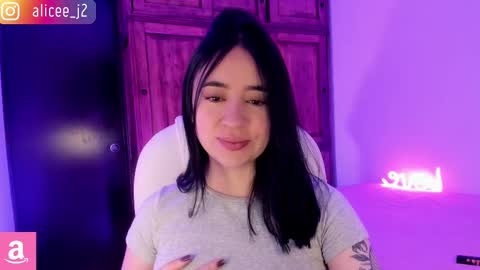 Aliceee  ..   97YP9VWGZHrefnav wishlist lists 1 online show from 02/19/25, 05:06