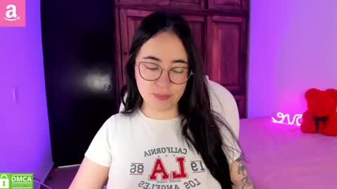 Aliceee  ..   97YP9VWGZHrefnav wishlist lists 1 online show from 06/19/26, 06:01