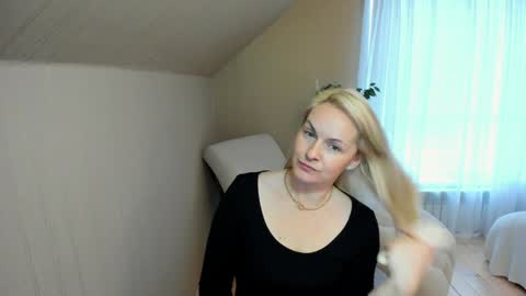 Alicee online show from 01/15/25, 07:26