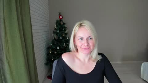 Alicee online show from 01/17/25, 10:22