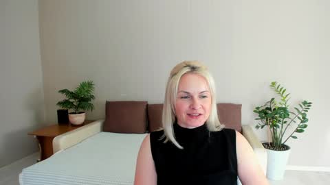 Alicee online show from 01/22/25, 09:13
