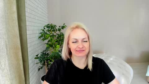 Alicee online show from 02/08/25, 08:42