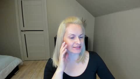 Alicee online show from 02/13/25, 06:59
