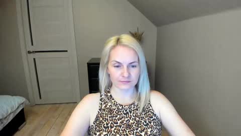 Alicee online show from 02/21/25, 07:43