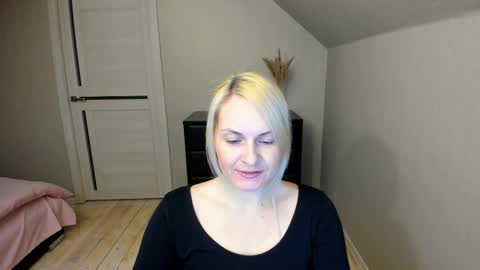 Alicee online show from 03/04/25, 06:29