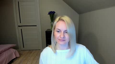 Alicee online show from 03/07/25, 07:49