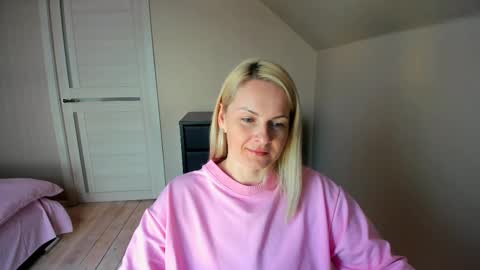 Alicee online show from 03/11/25, 09:24