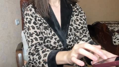 alicee_diaz online show from 11/12/25, 07:42